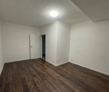 Helle renovierte Dachgeschoss 5 Zimmer Wohnung in Bochum Wattensche... - Foto 2