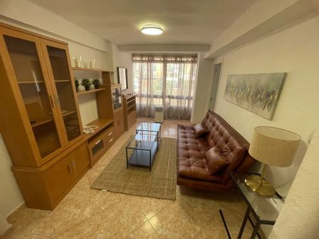 Calle Segismundo Moret, Málaga, Andalusia 29011 - Photo 5