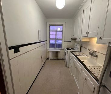 For Lease - 21 Castle Knock Road Unit# 1, Toronto, Ontario - Photo 4