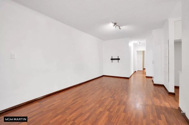 MGM MARTIN - MODERN APARTMENT WITH LOCK-UP GARAGE - Photo 1