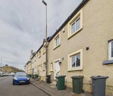 3 bedroom terraced house to rent - Photo 6