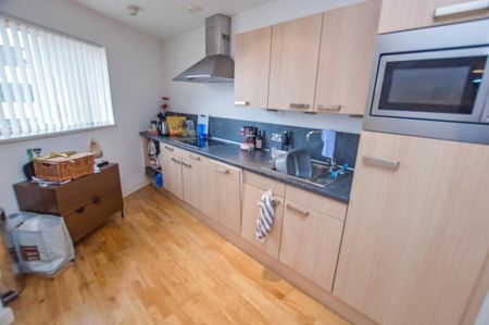 1 bedroom flat to rent - Photo 4