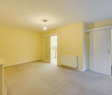 2 bedroom end of terrace house to rent - Photo 5