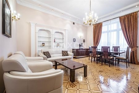 Apartament przy Łazienkach Królewskich- Al. Róż - Photo 2