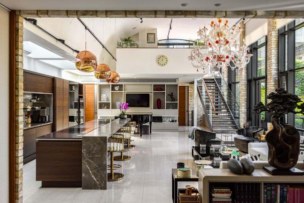 5 bedroom detached house to rent - Photo 1