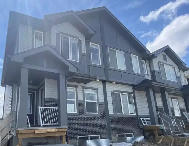 7139 178 Ave Main | 7139 178 Avenue Northwest, Edmonton - Photo 1