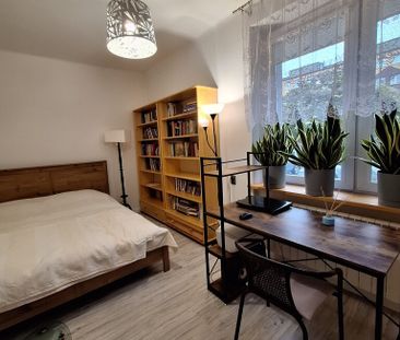 Brwinów - Фото 3