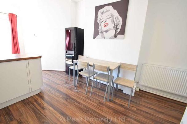 ??????????????students????????????? All Rooms Available! Student House Share -, Wimborne Road, Southend On Sea, SS2 - Photo 1