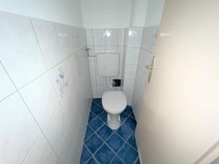Inklusive Heizkosten I Schöne 2-Zimmer-Wohnung mit Badewanne - Photo 3