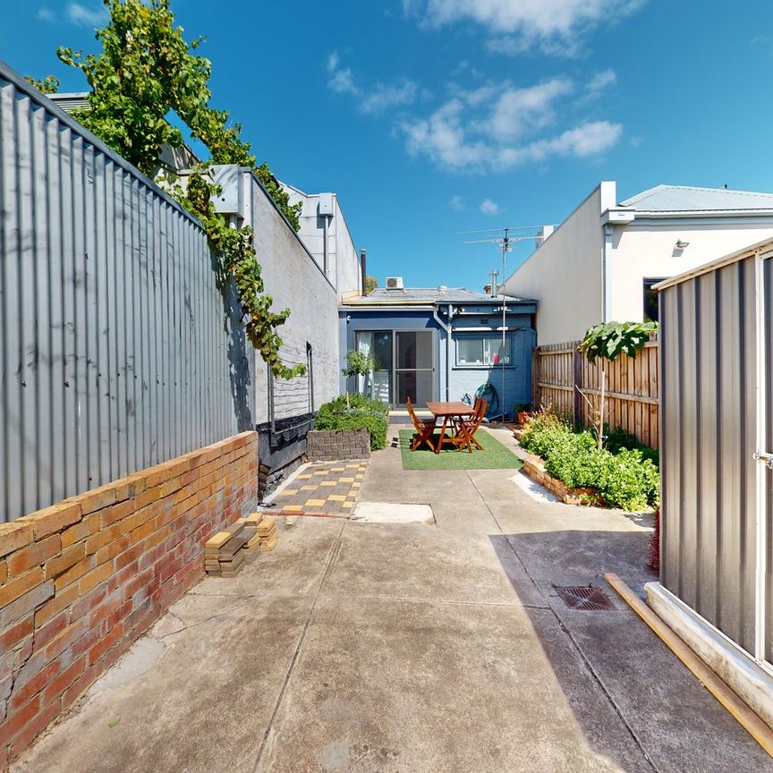 CHARMING RENOVATED TERRACE - Photo 1