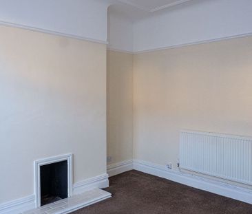 4 Bed Semi-Detached House, Curzon Avenue, CH45 - Photo 4