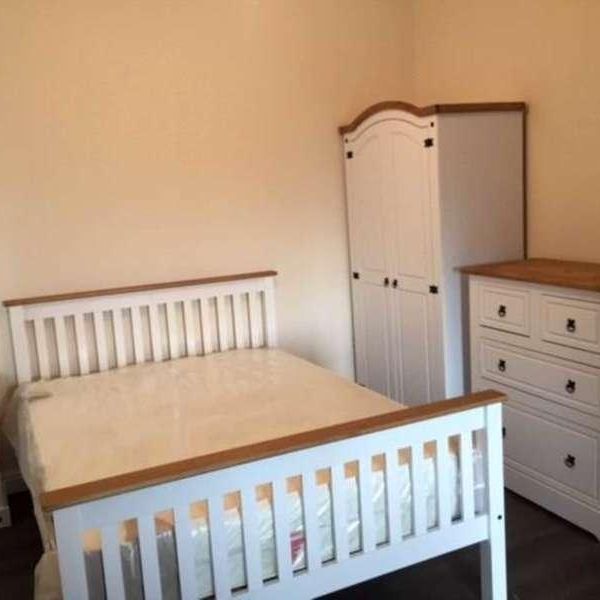 Walsall Road, Wednesbury, WS10 - Photo 1