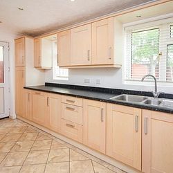 Abbey Gardens, Canterbury, CT2 7EU, Kent - Photo 3