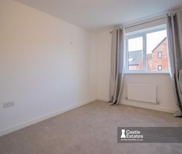 3 bedroom detached house to rent - Photo 3