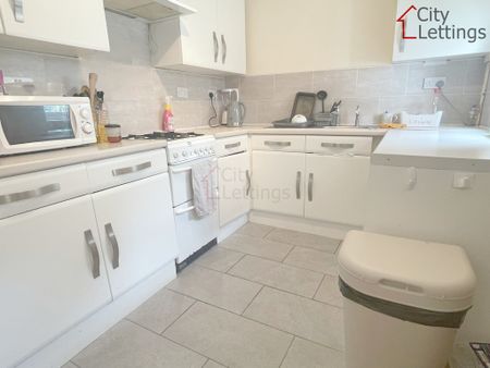 2 Bedroom End Terraced House - Photo 5