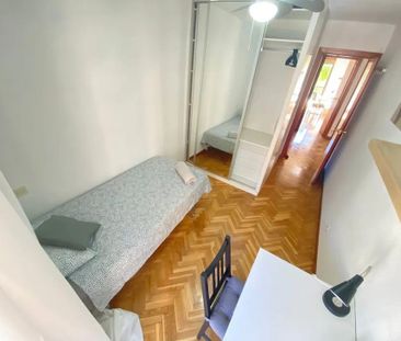 Calle de Simancas, Madrid, Community of Madrid 28029 - Photo 2