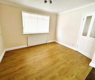 2 bedroom bungalow to rent - Photo 3