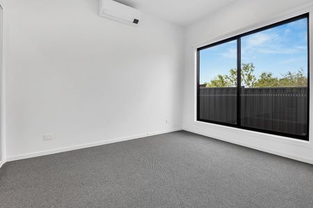 2/5 Rubicon Street, Reservoir VIC 3073 - Photo 2