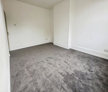Gainsborough Drive, Westcliff-On-Sea - Photo 6
