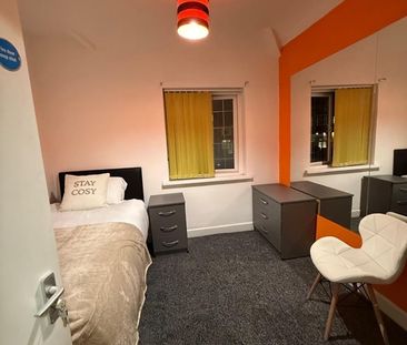 Room in a Shared House, Warwick Road, B27 - Photo 4