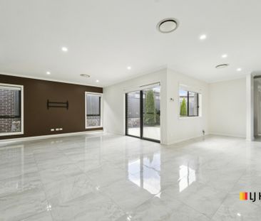Your dream family home awaits in Moncrieff! - Photo 1
