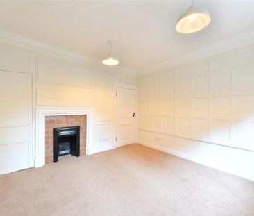 3 bedroom end of terrace house to rent - Photo 2