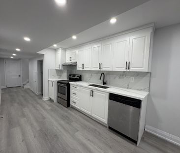 For Lease - 5517 Meadowcrest Avenue Unit# Basement, Mississauga, On... - Photo 2