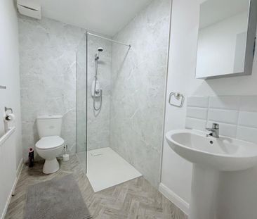 Studio to rent - Photo 6