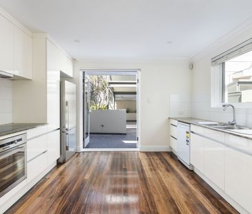1E Reuss Street, Glebe NSW 2037 - Townhouse For Rent | Domain - Photo 6