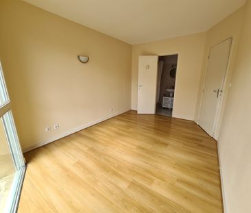 Location Appartement 2 pièces 35m² BRIVE LA GAILLARDE 19100 - Photo 2