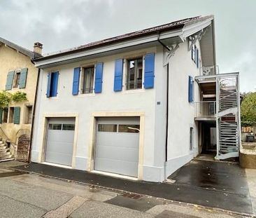 Très bel appartement en attique de 3 pièces - Photo 2