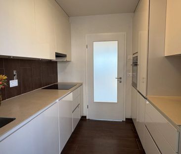 Spacious 4.5-room through-house with terrace and lake view - Foto 2