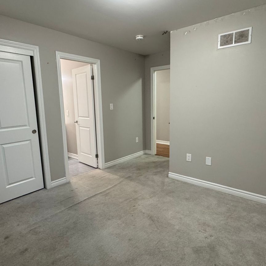 For Lease - 263 Louise Street, Welland, Ontario - Photo 1