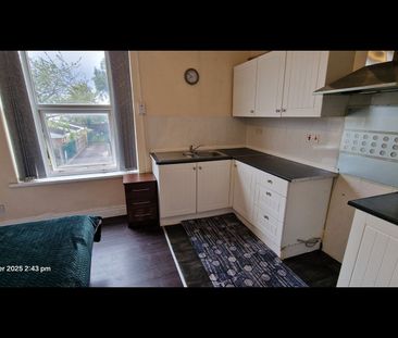 Room in a Shared House, Kings Rd, B25 - Photo 5