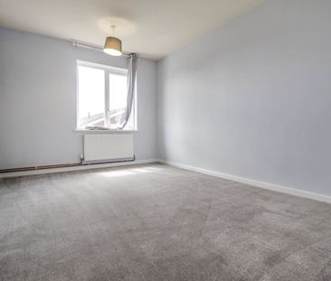 Saxon Close, Cricklade, Swindon, Swindon, SN6 - Photo 3