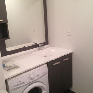 location Appartement T2 DE 43.2m² À NANTES - Photo 2