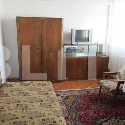 Apartament de inchiriat cu 1 camera, decomandat, zona Piata Mihai Viteazul - Fotografie 1
