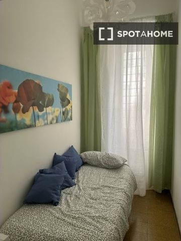 rome, Lazio 00161 - Photo 4