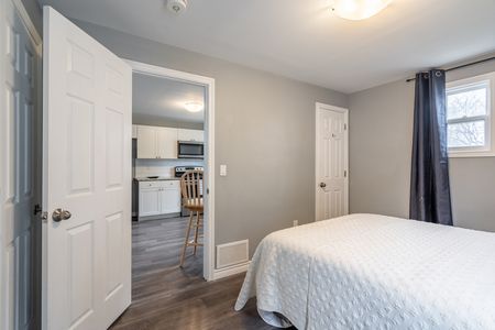 $1,695 / 1 br / 1 ba / 615 sqft 1BR Duplex in St Catharines - Photo 5