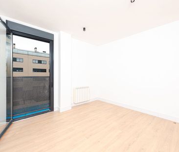 Piso de alquiler en Copenhague, 59, Parque Oeste - Fuente Cisneros - Photo 2