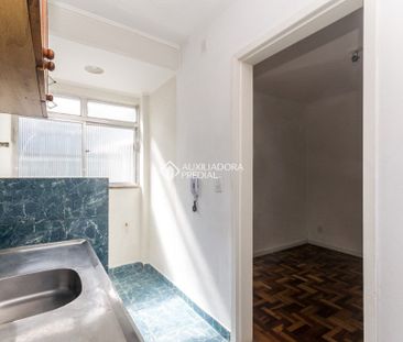 Apartamento com 1 quarto e 33m² para alugar em Passo d'Areia, Porto... - Foto 2