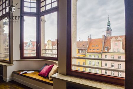 Wyjątkowy apartament z widokiem na Rynek - Zdjęcie 3