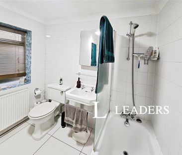 1 bedroom flat to rent - Photo 6