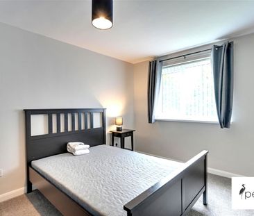 Padstow Close, Ryhope, Sunderland, Tyne and Wear, SR2 0YP - Photo 4