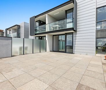 2 Bedroom (+ Study) & 2 Bathroom with HUGE Balcony in Ultra Conveni... - Photo 1