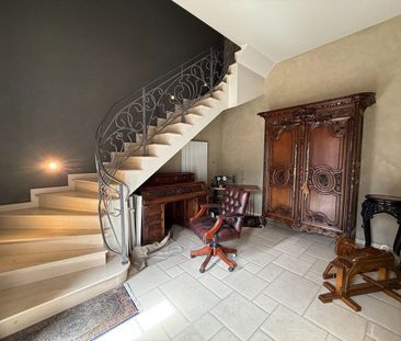 Riant en bemeubeld appartement met 5 slpks en daktuin in Balen-cent... - Photo 3