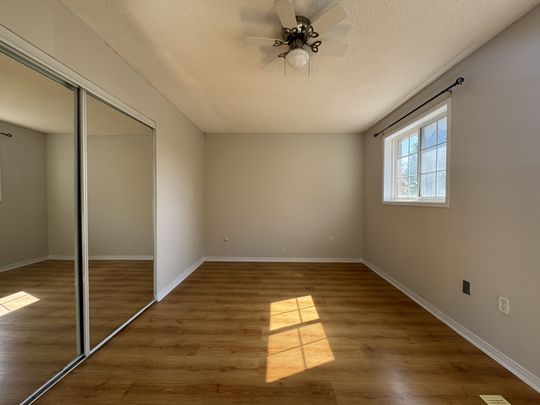 For Lease - 120 Nathan Crescent, Barrie, Ontario - Photo 1