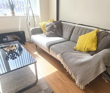 Studio Flat, Huntington Street, NG1 - Photo 1