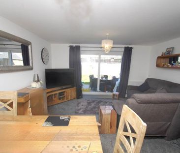 4 bedroom terraced house to rent - Photo 1