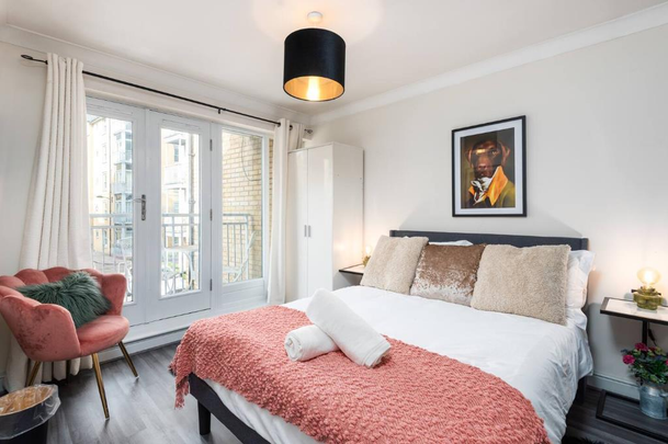 5 bedroom townhouse to rent - Photo 1